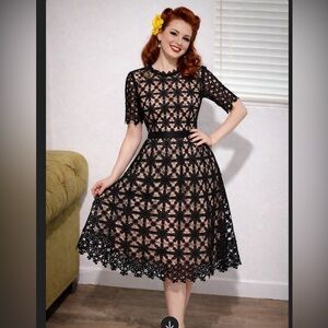 Tina Elegant Black Lace Midi Dress